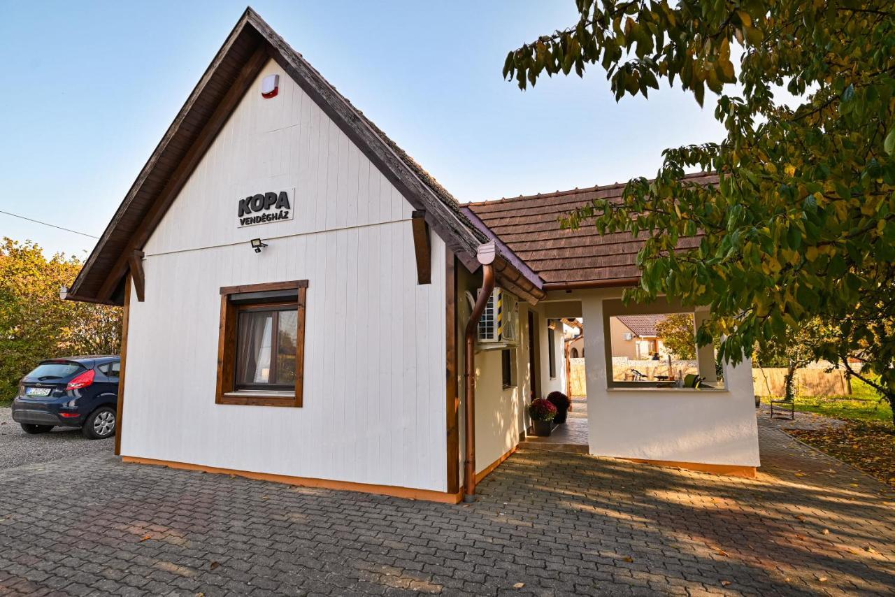Kopa Vendeghaz Apartment Szigetvar Exterior photo